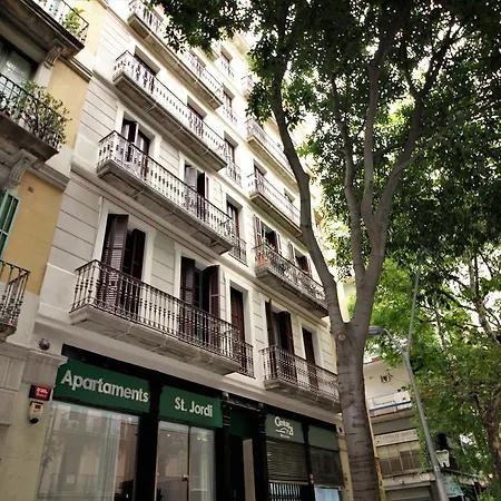 Apartment Sant Jordi Girona 97 *