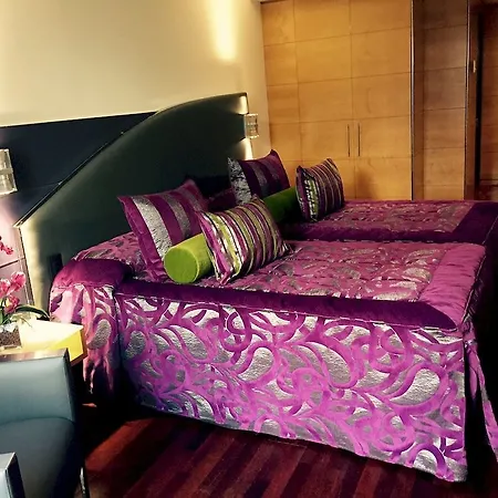 Hotel Sansi 4*