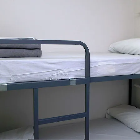Meeting Point Hostel *