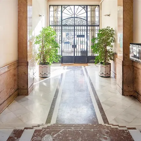 Pensión Bailén House 3*