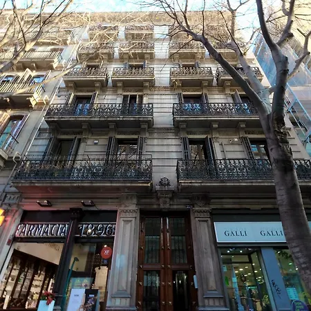 Lenin Penzion Barcelona