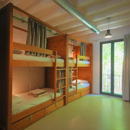 To Go Hostal Barcelona