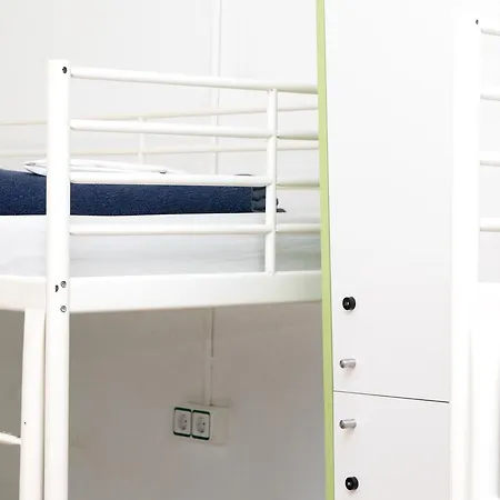 Hostel Sant Jordi *