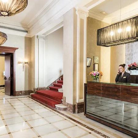 Center 4* Барселона