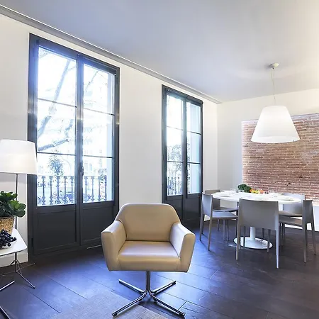 Friendly Palau Apartamento