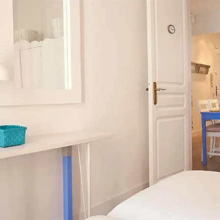 Nextdoor 22a 4*