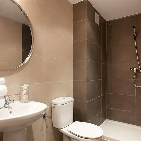 Nextdoor Cathedral Apartment Barcelona