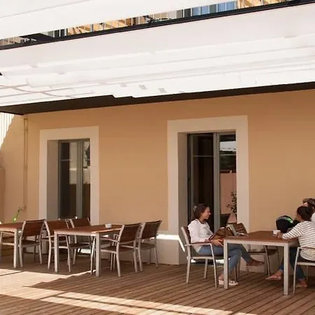 Hotel Ambit 4*