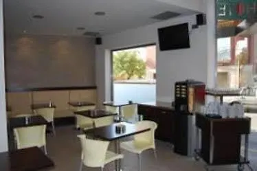 Hotell Esplugues 2*