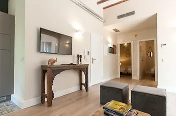 Weflating Sant Antoni Market Apartment Barcelona