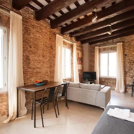 Apartment Deco Barcelona-born St. *