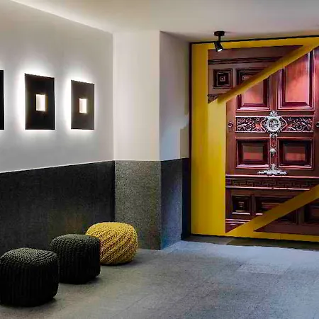 H10 Urquinaona Plaza (adults Only) Hotel 4*