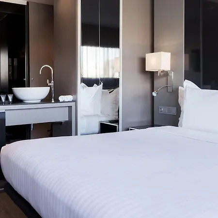 Hotel Ac Sants By Marriott 4*