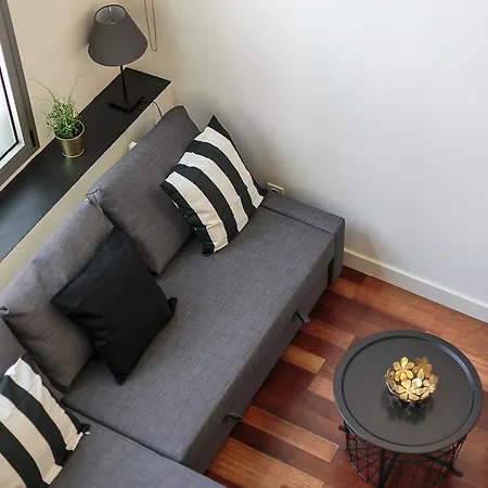 Modern And Trendy Duplex Next To Paseo De Gracia *