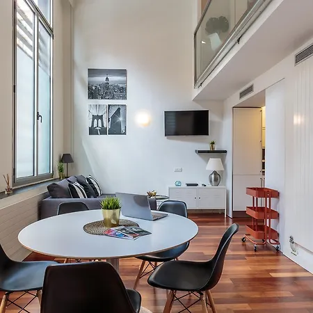 Modern And Trendy Duplex Next To Paseo De Gracia Appartement Barcelona