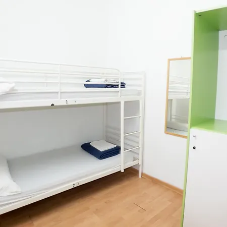 Hostel Sant Jordi