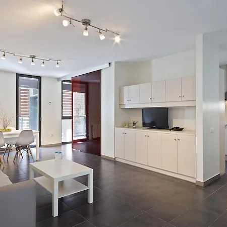 Hotel apartamentowy Bcn Montjuic 3*