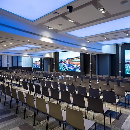 Catalonia Plaza Catalunya Hotel 4*