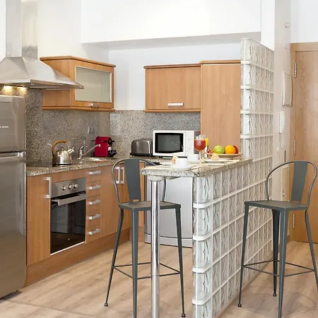 Mh S. Familia Apartamento Barcelona