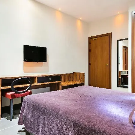 Hotell California 3*