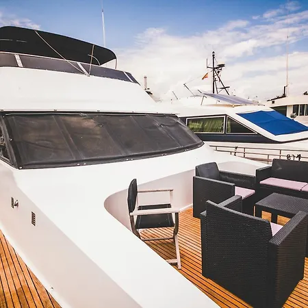 Motor Yacht Boatel Bateau-hôtel *