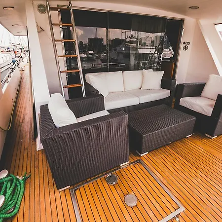 Bateau-hôtel Motor Yacht Boatel *
