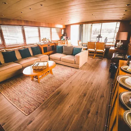Bateau-hôtel Motor Yacht Boatel