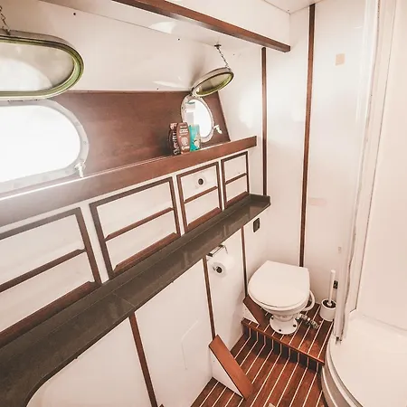 Motor Yacht Boatel Bateau-hôtel Barcelone
