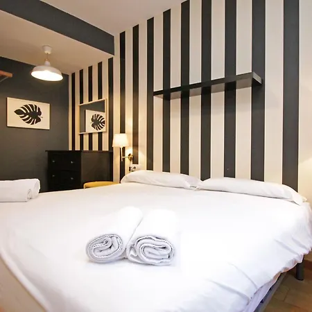 Ainb Eixample-entenca Apartment