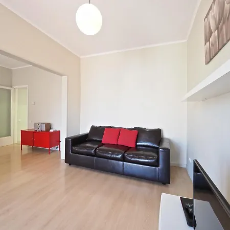 The Sagrada Penthouse *