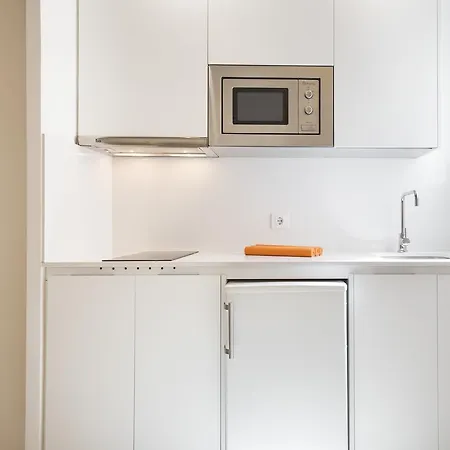 Apart-hotel Bcnstop Sagrada Familia 3*
