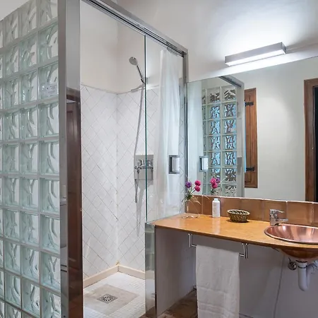 Habitat Ferran Apartment