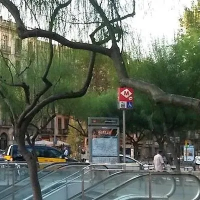 Ciutat Vella מלון 3*