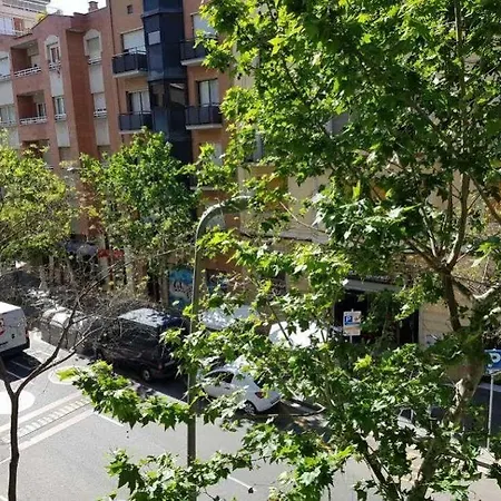 Lk巴塞罗那旅馆 招待所 2*