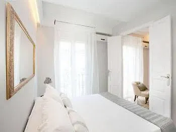 Two Sisters Apartment
