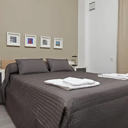 Bbarcelona Gaudi Flats Apartmán