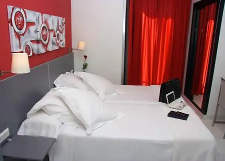 Medicis Hotel 2*