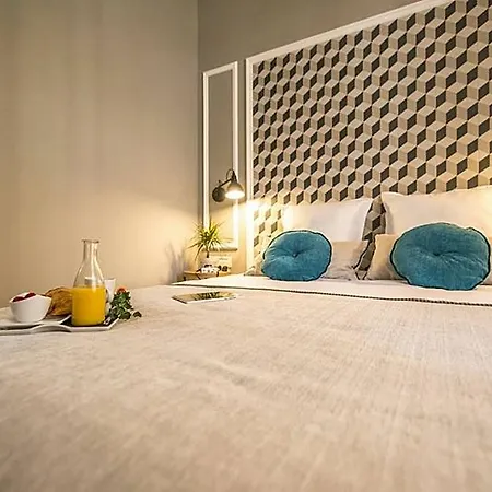 Отель Mosaic By Ona 3*
