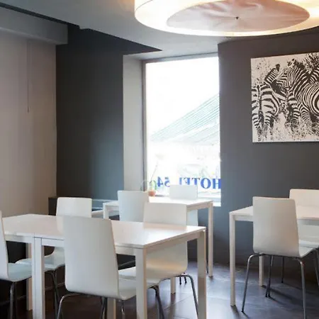 54 Barceloneta Hotel
