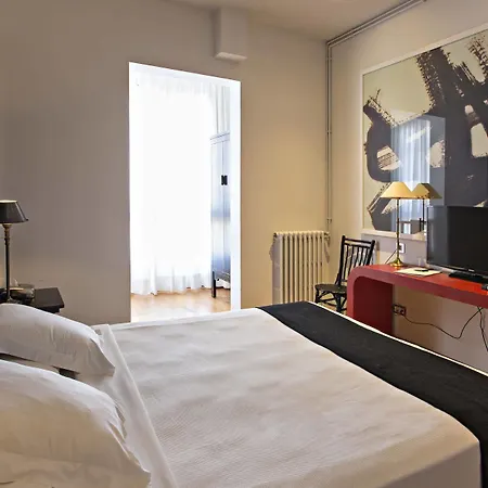 Market Hotell 3*