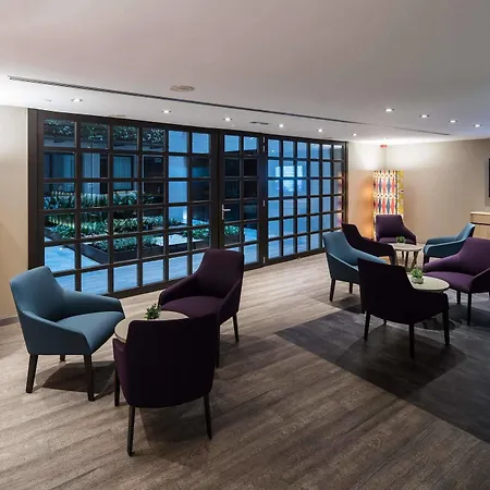 Catalonia Avinyo Hotel 3*