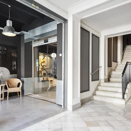 Fira By Gaiarooms شقة برشلونة