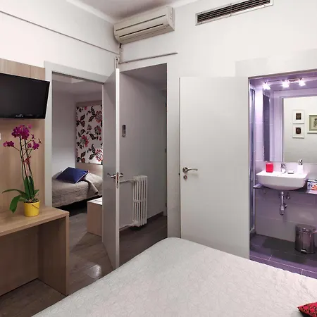 Hotel Ginebra *