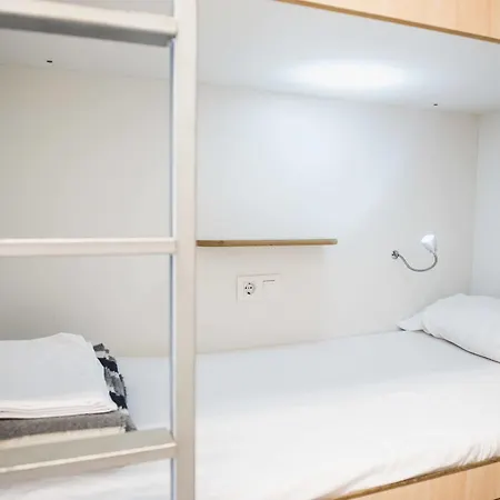 Hostel Rocket Gracia Barselona