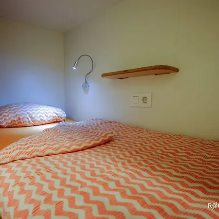 Hostel Rocket Gracia Barselona