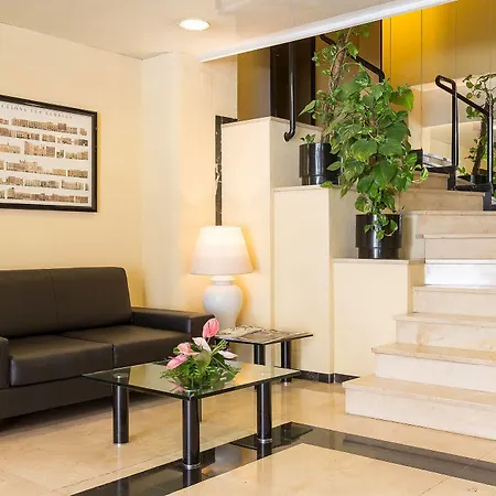 Bertrán Aparthotel 3*