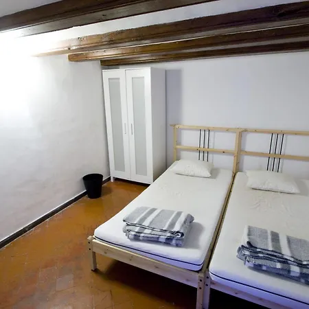 Hotel Serenity Gotic 2*