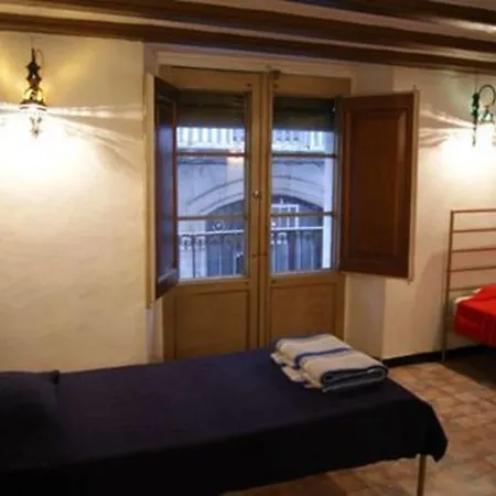 Hotel Serenity Gotic 2*