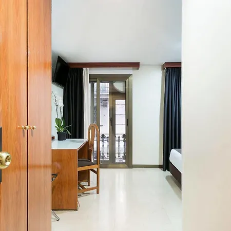 Condal Hotel 3*