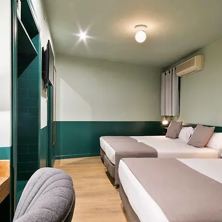 El Call Hotel